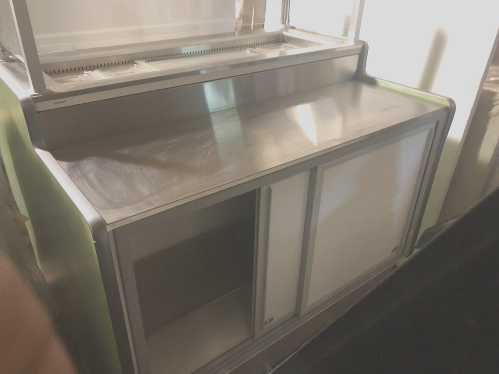 Very Nice 4' Commercial Prep / Refrigerated Self-Service Case