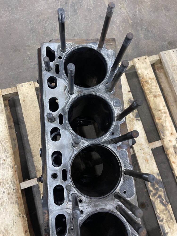 White 2-135 Tractor Engine Block