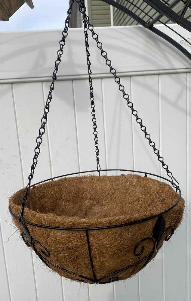 New 14" HANGING PLANTER WITH COCO LINER Black