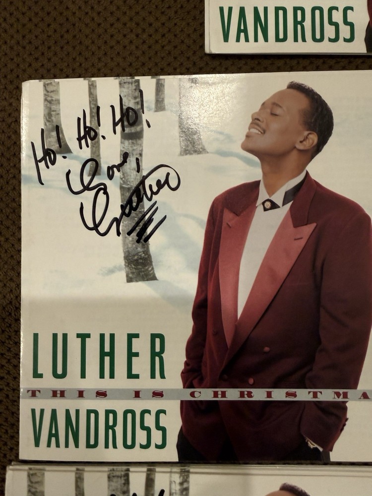 Luther Vandross autographed CD Booklet