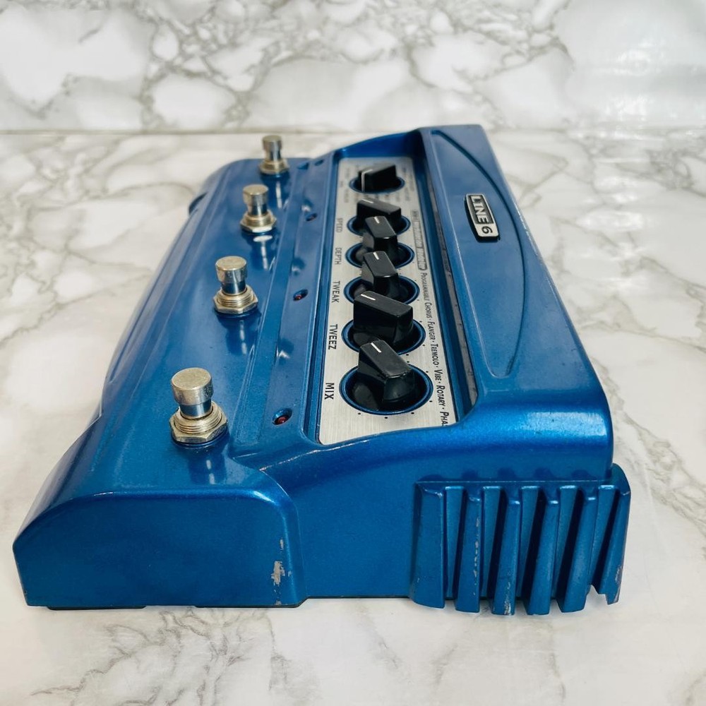 LINE6 MM4 Modulation Modeler 494143