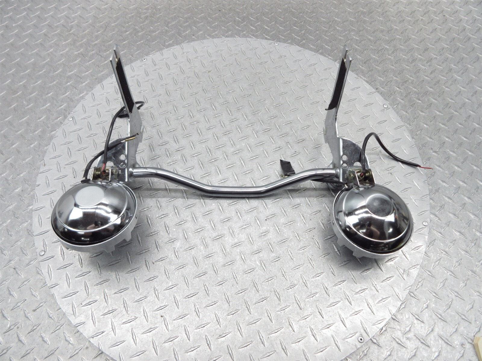 2000 Harley Electra Glide Ultra Classic FLHTCUI Accessory Aux Fog Light Bar