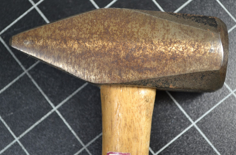 TRUE TEMPER - #2B - ENGINEERS' CROSS PEEN HAMMER - 40oz - MARKED HANDLE