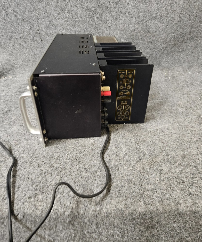 Phase Linear 700b Stereo Amplifier