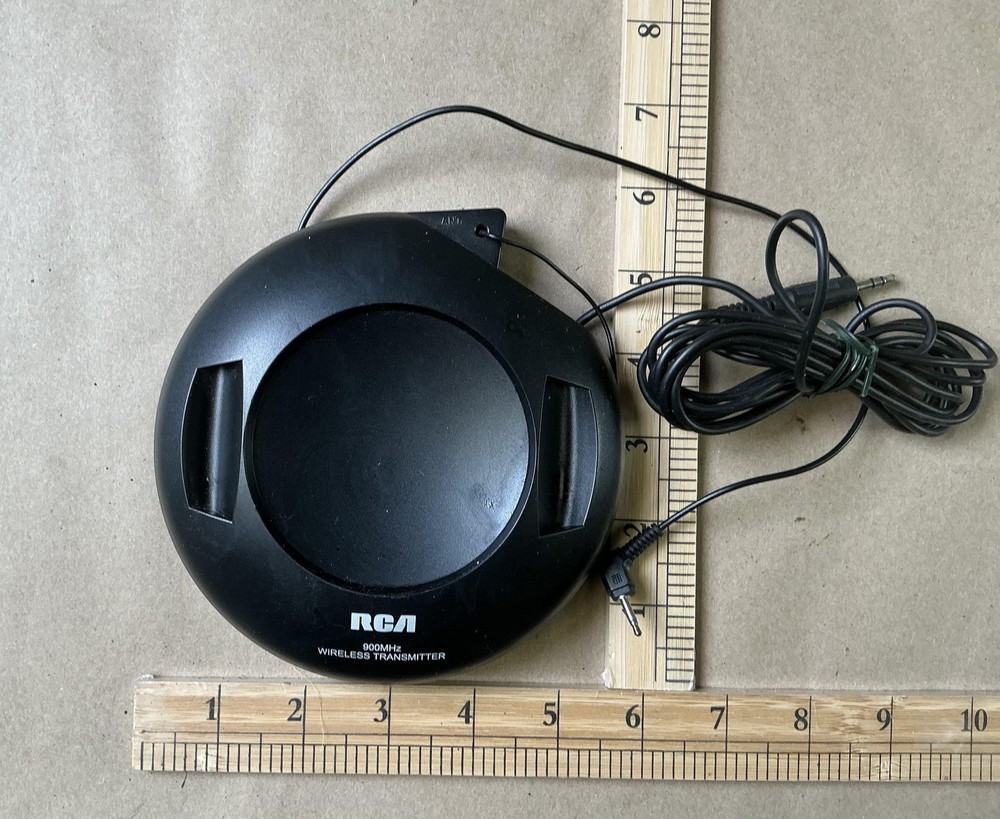 RCA WHP160T 900MHz Wireless Audio Transmitter Black Base Station UHF 3.5mm Jack