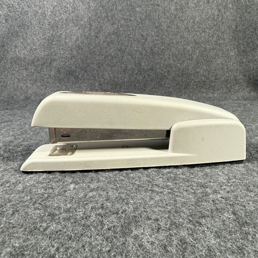 Swingline 747 Business Desktop Stapler, 25 Sheets, Gray