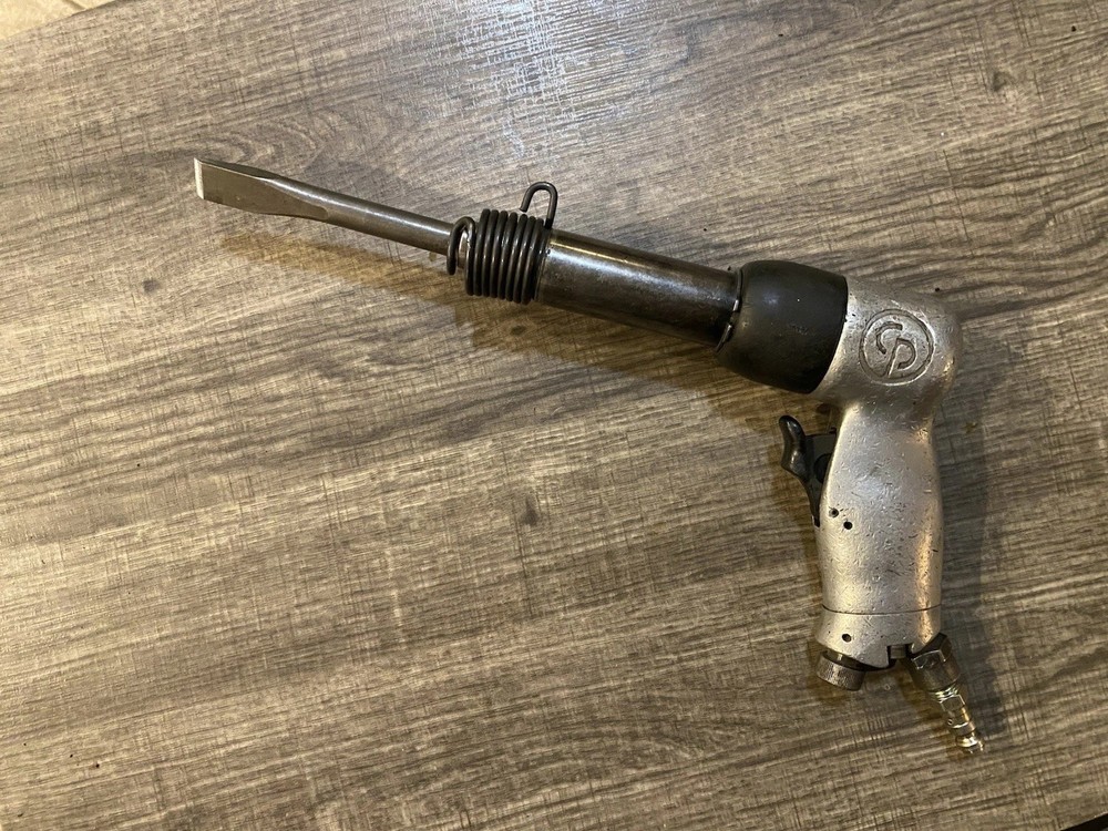 Chicago Pneumatic CP714 Air Hammer (Please Read Description)