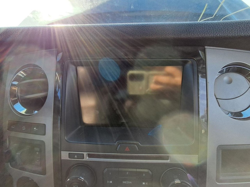 2015 Ford Expedition 8 Display Screen OEM Used No Code Needs Reprogramming 144K