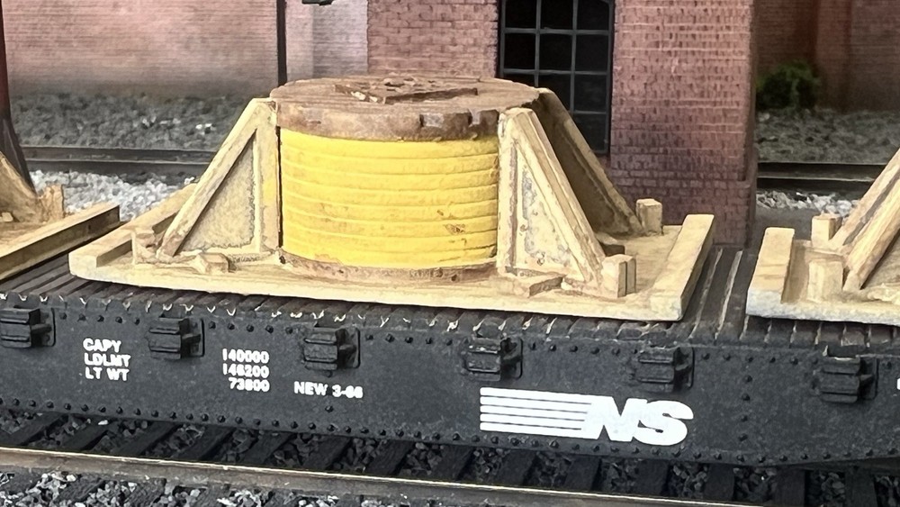 N Scale Cable Drum On Pallet - Car Load (3)