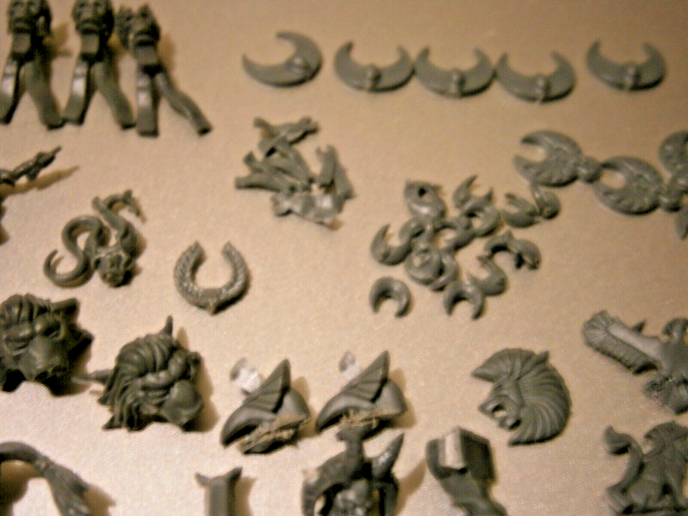 Warhammer various standard/flag add-on bits x64 pieces