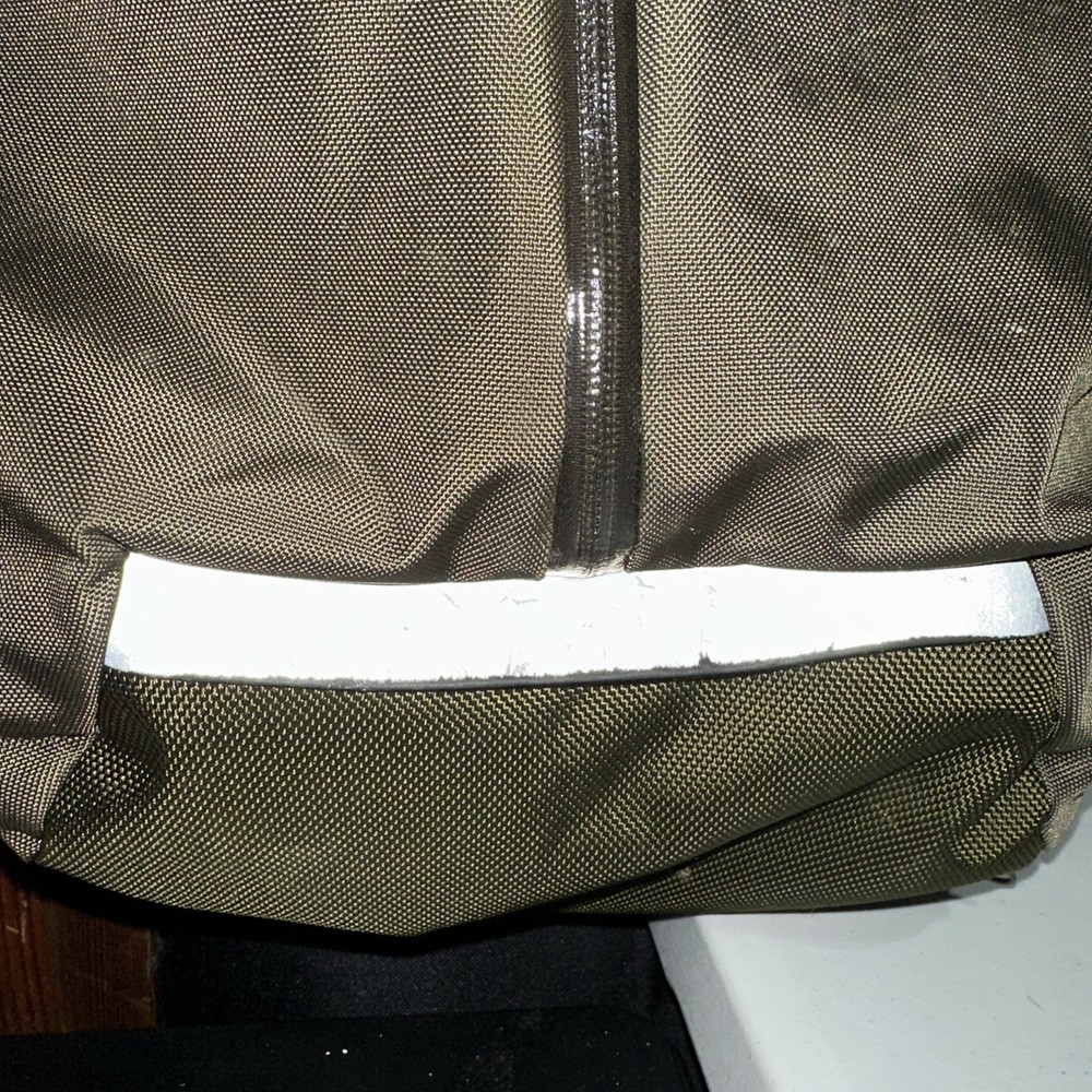 Lululemon Para Backpack 23L Military Green