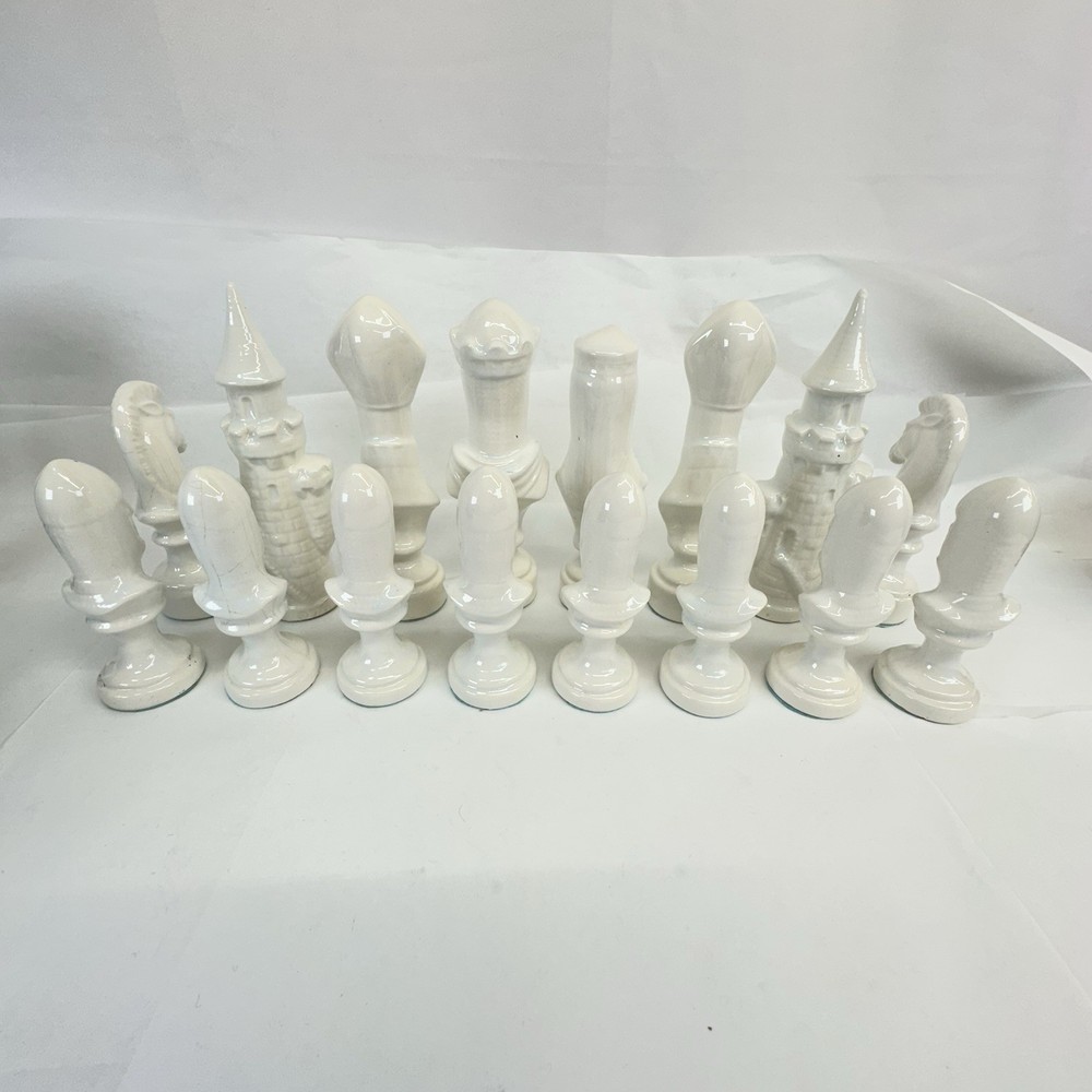 Ceramic Bisque 32 Piece Large Scioto Chess Set 1979