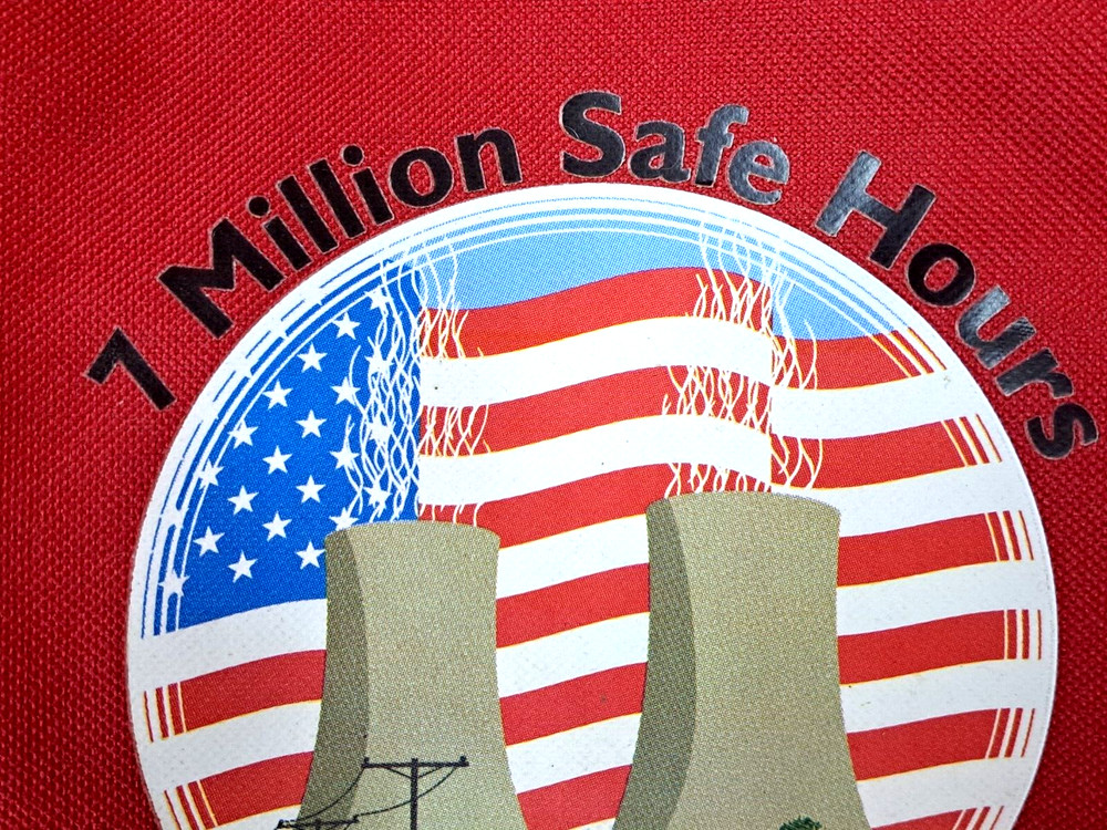 Large multi-pocket backpack TVA WATTS BAR Unit 2 Completion 1 Million Safe Hours
