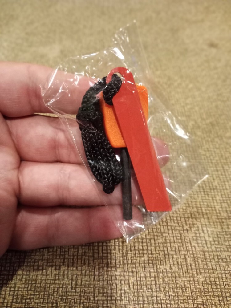 EDC Pocket Firestarter Ferro Rod Survival Kit Chainsaw Multitool Striker Fatwood