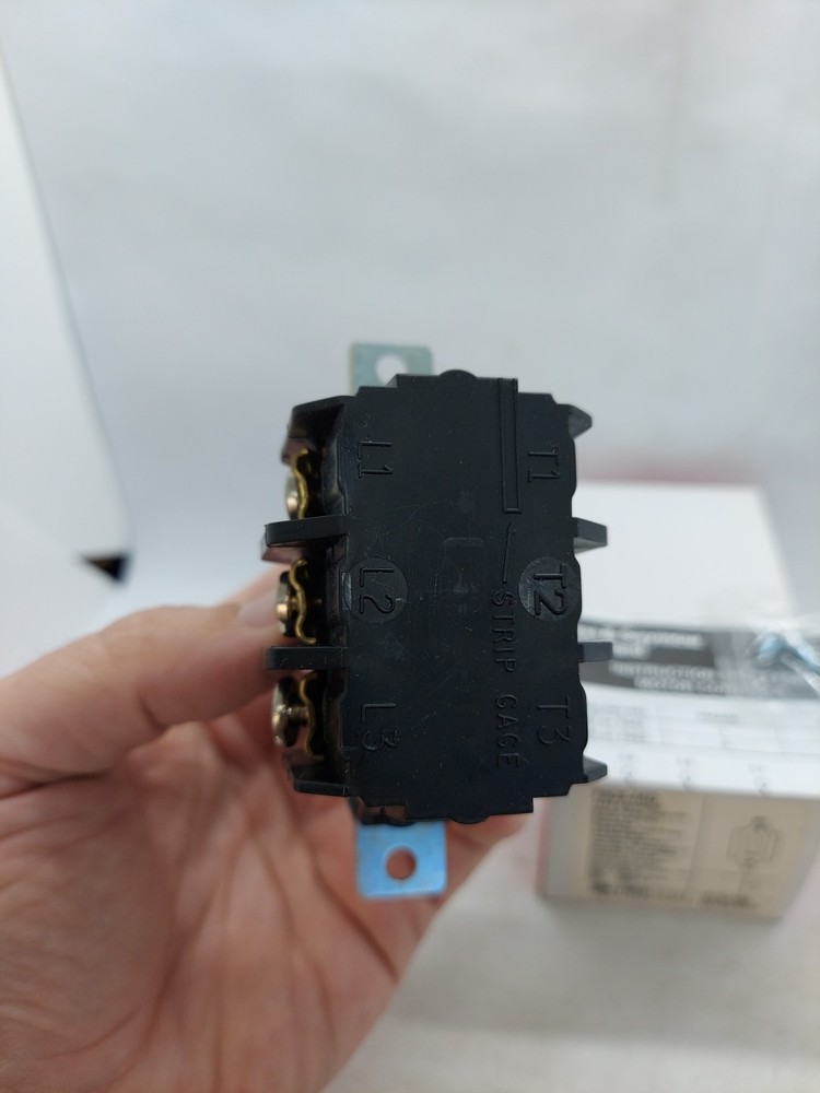 Legrand 7803MD Pass & Seymour Manual Controller Switch, 3-Phase, 3-Pole,