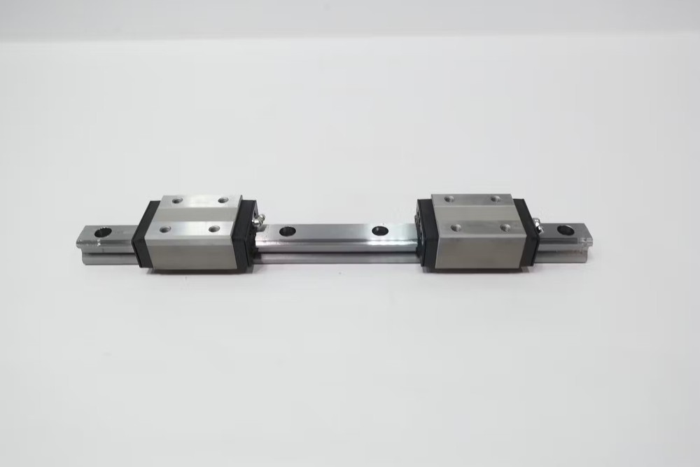 Thk UN8A8 Linear Guide