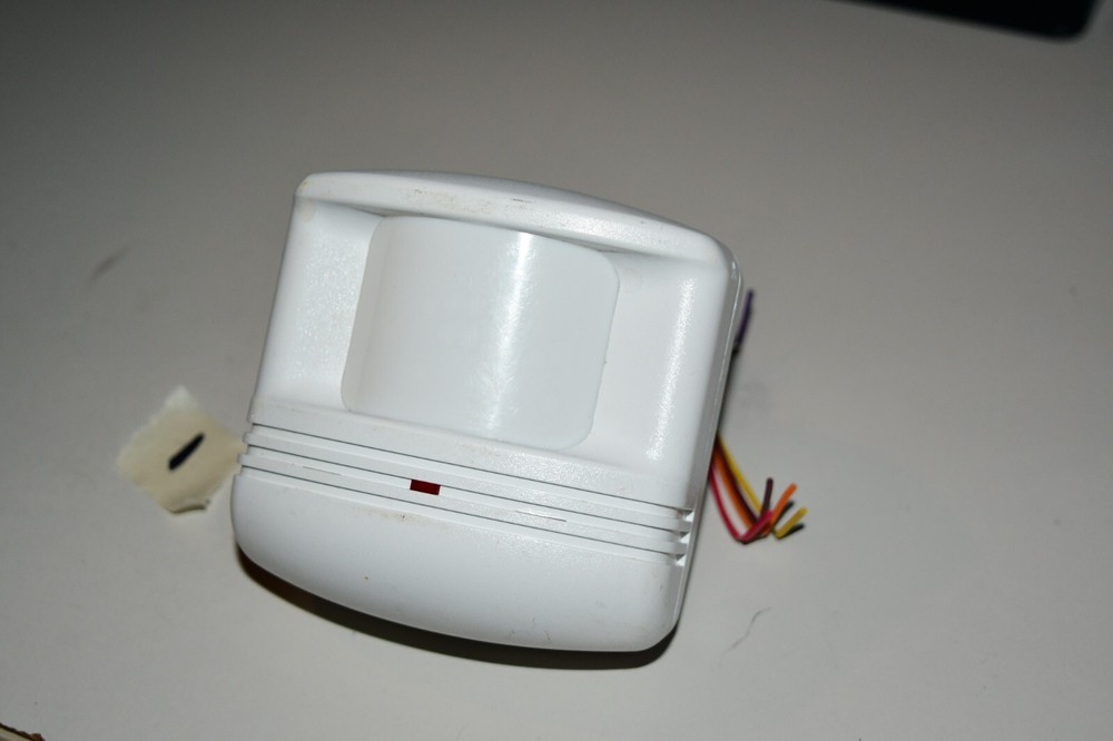 Legrand WattStopper CX-100 Passive Infrared Ceiling Occupancy Sensor w1b