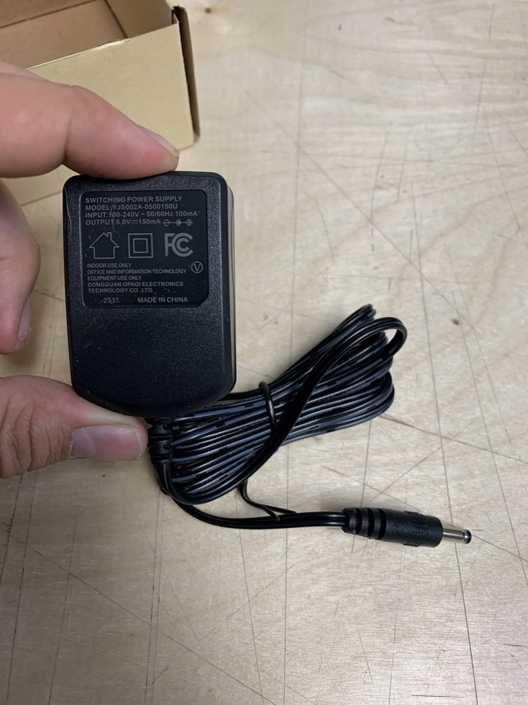 Esinkin Bluetooth Audio Adapter for Music Streaming Wireless Bluetooth Adapter