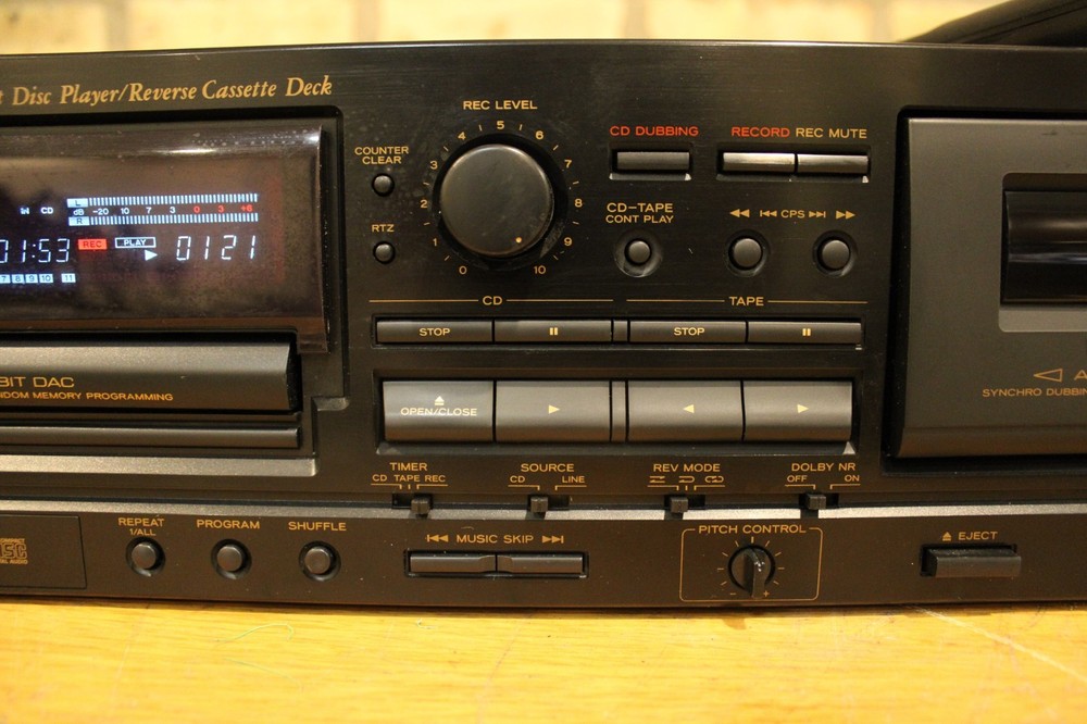 TEAC AD-500 CD Player & Auto-Reverse Cassette w/remote Serviced Fully Functional
