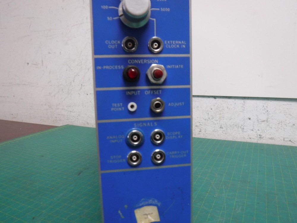 LeCroy 2256 Waveform Digitizer CAMAC Plug-In Module