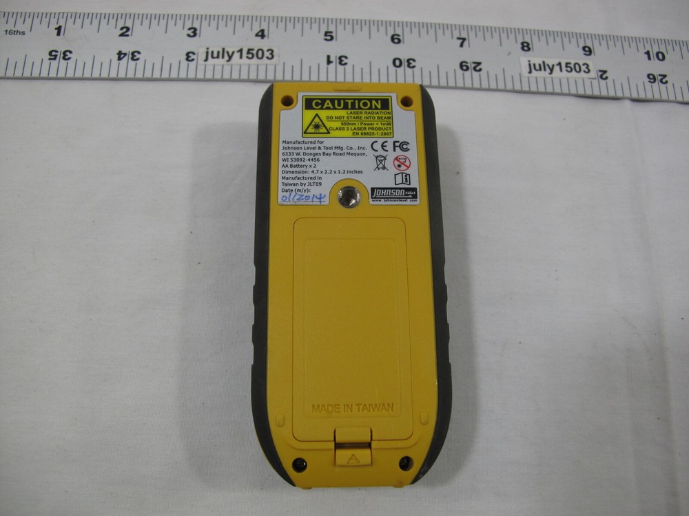 (1) Johnson Laser Distance Meter 40-6001 with Case - Light Use