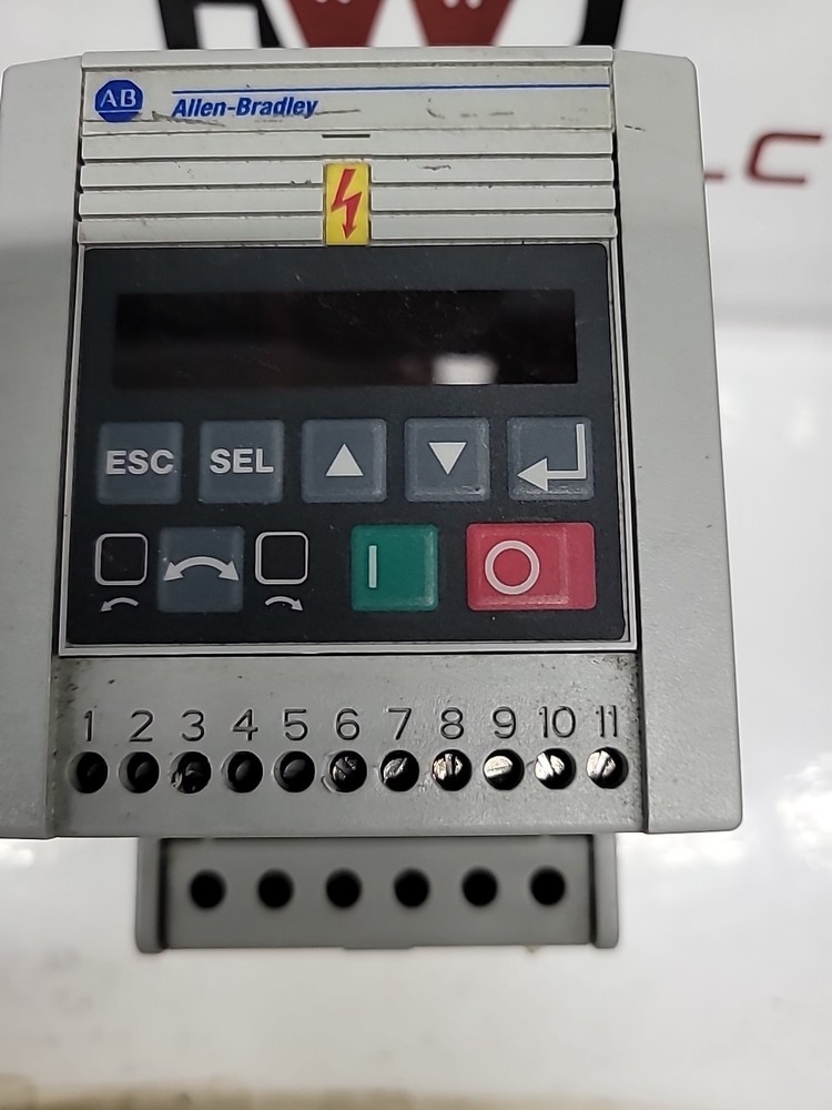 Allen Bradley 160-BA04NSF1 Ser C VFD Smart Speed Controller