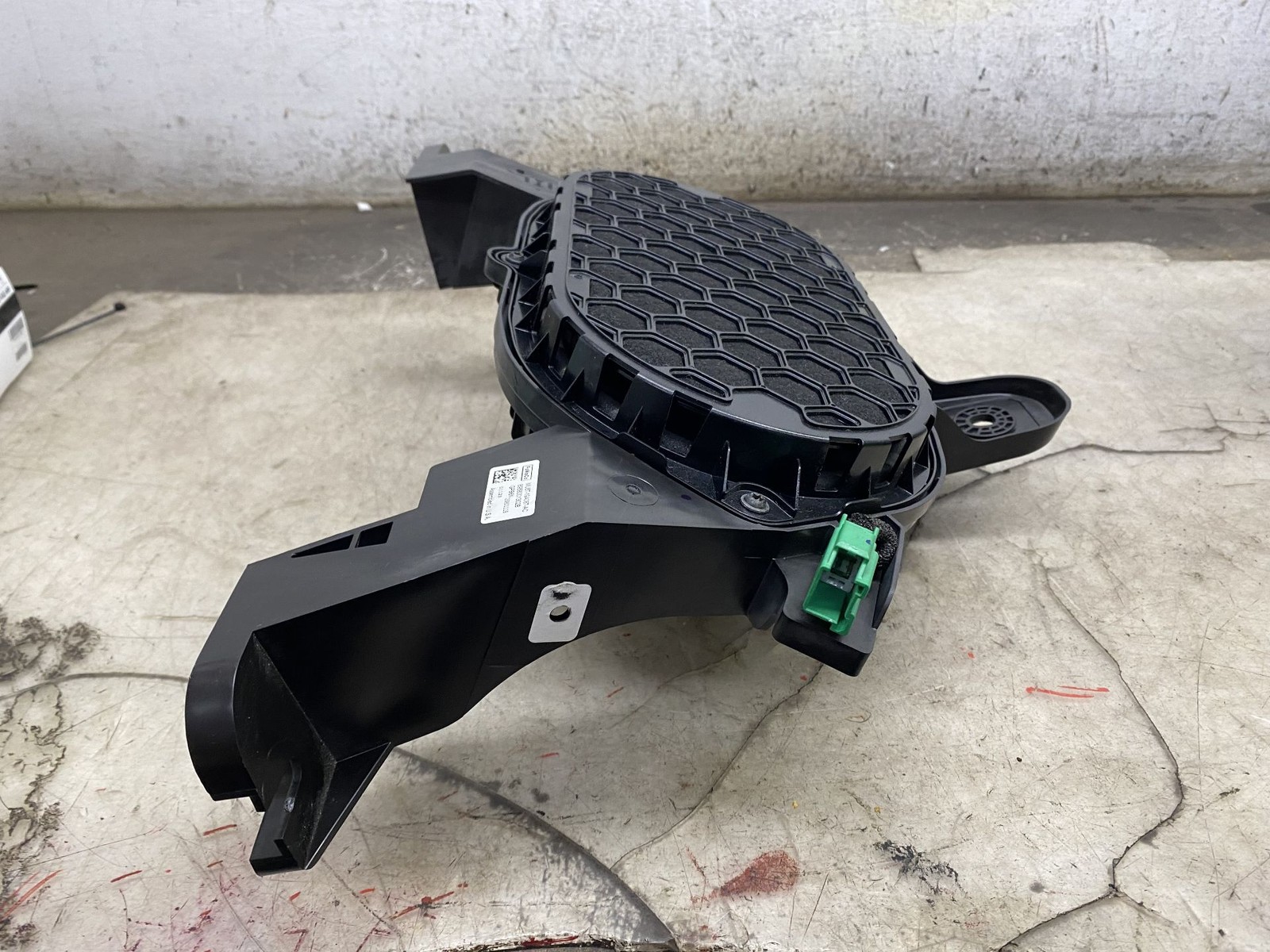 2022-2024 FORD F-150 LIGHTNING BANG & OLUFSEN SUBWOOFER SPEAKER MU5T-19A067-AC