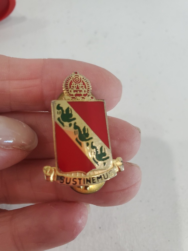 Challenge Coin Sustinemus Pin