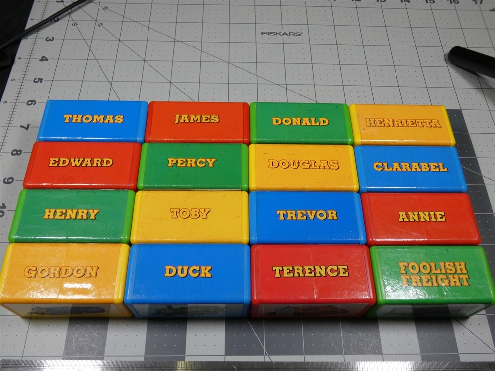 Set 16 Pre-Owned 1990 Nylint Thomas The Tank Engine Train Plastic Number Blocks