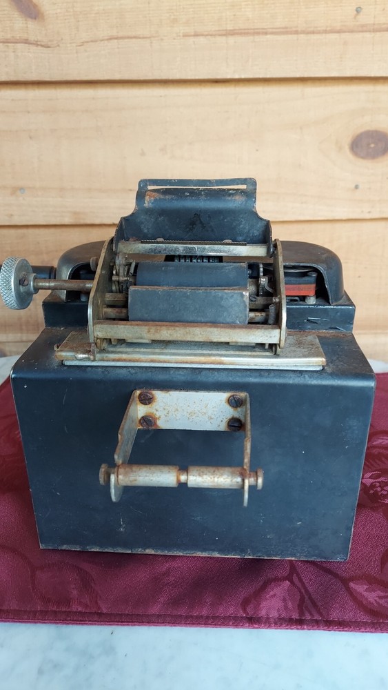 VINTAGE ALLEN CALCULATOR, ADDING MACHINE, UNTESTED MAN CAVE