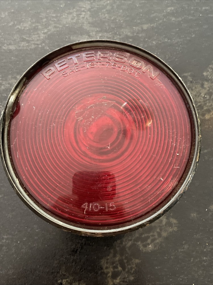 NOS Peterson SAE-IST-75-DOT Light Assembly