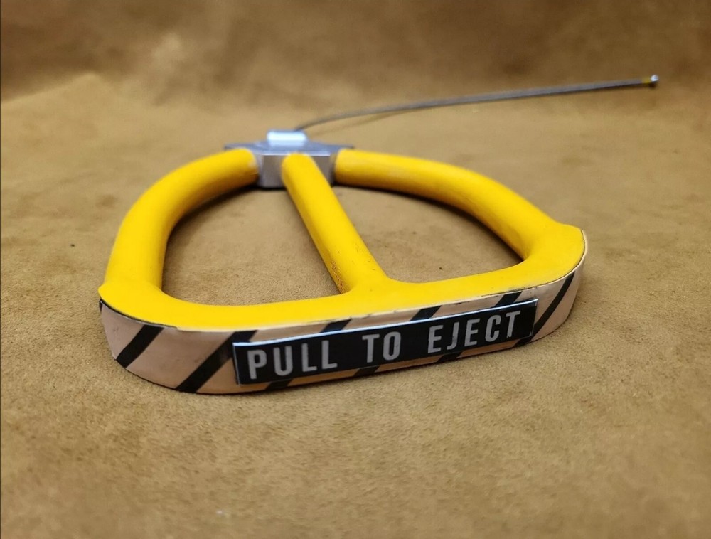 💥EJECTION seat Lower EJECT handle/ Pull To Eject Handle/ Fighter Jet Eject
