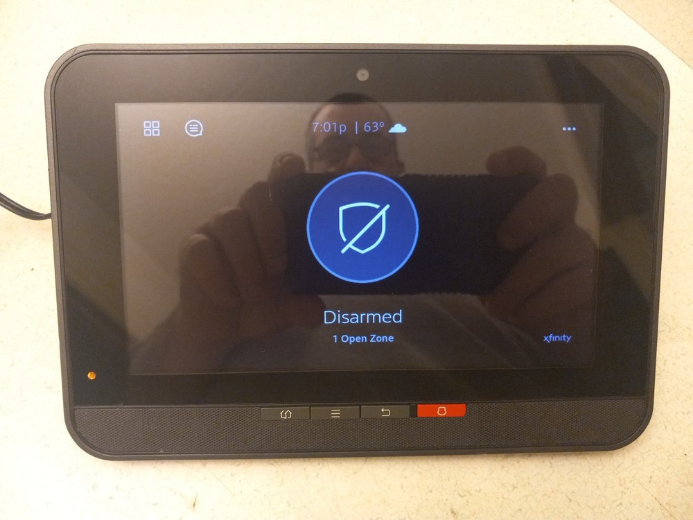 TECHNICOLOR HOME AUTOMATION TOUCHSCREEN TCA203COMG XFINITY - NO POWER CORD
