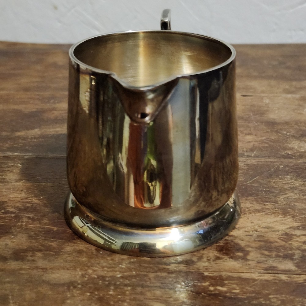 Vintage Silverplate Unbranded Short Squatty Pitcher Creamer 3"