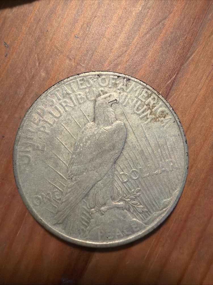 1925-P U.S. Peace Silver Dollar Coin