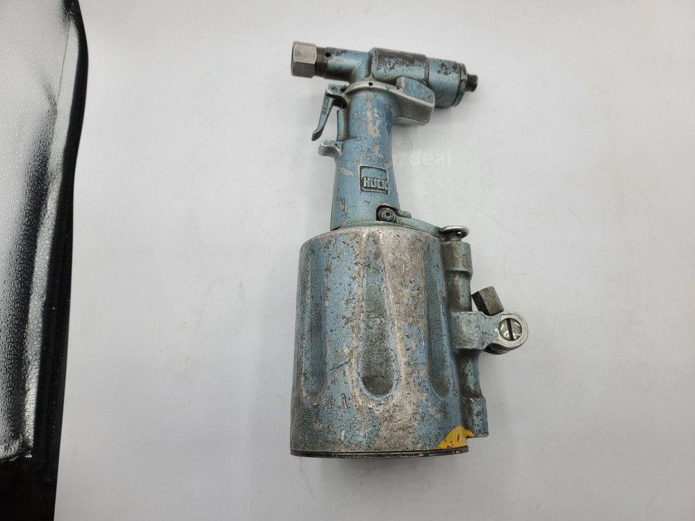 Huck Model 211 Rivet Gun -USED- TT576
