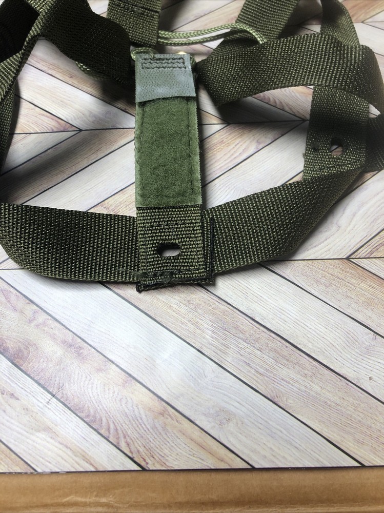 (1) Suspension Assembly, Ground Troops - Parachutists Helmet, Size Medium