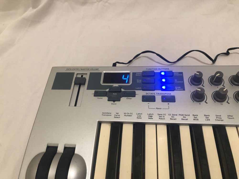 EMU Xboard 49 MIDI Controller Keyboard