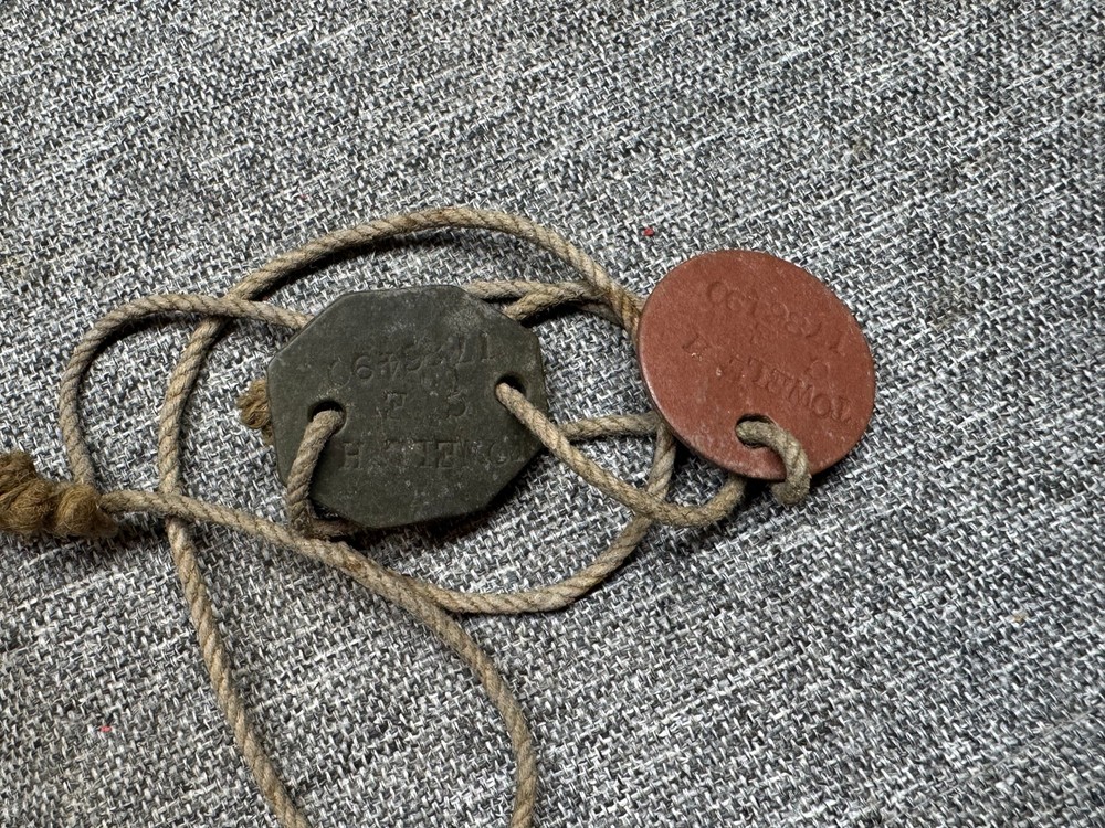 ANTIQUE WW1 WW2 DOG TAGS H TOWELL CE 1786490 BRITISH MILITARY