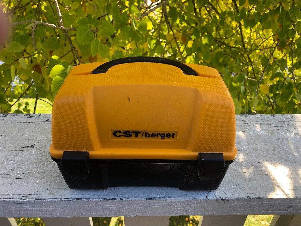 CST/Berger Automatic Level 22x with Hard Shell Case