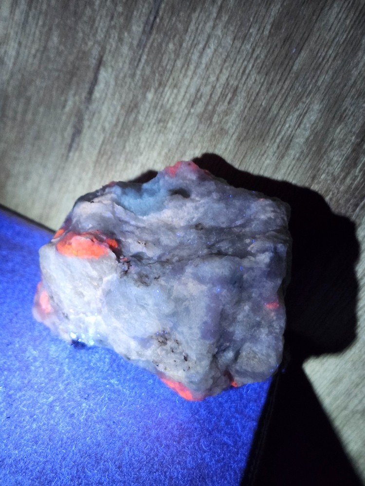 Hackmanite, Balochistan, Pakistan hack 12.24