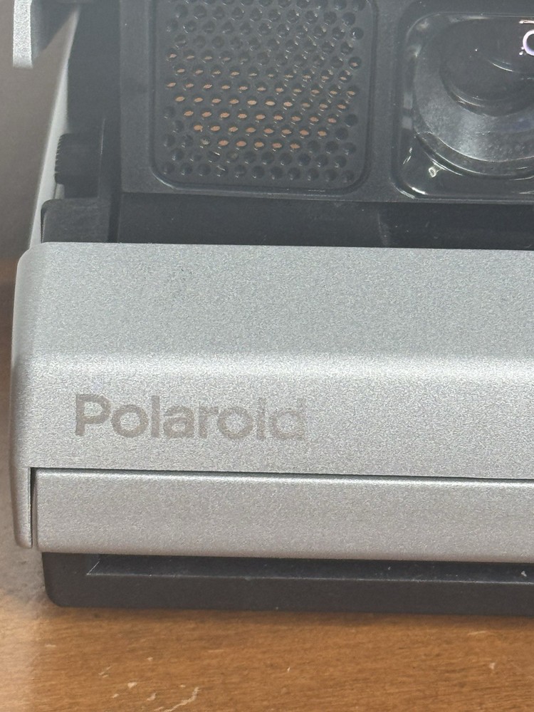 Polaroid 1200si Camera Vintage Untested
