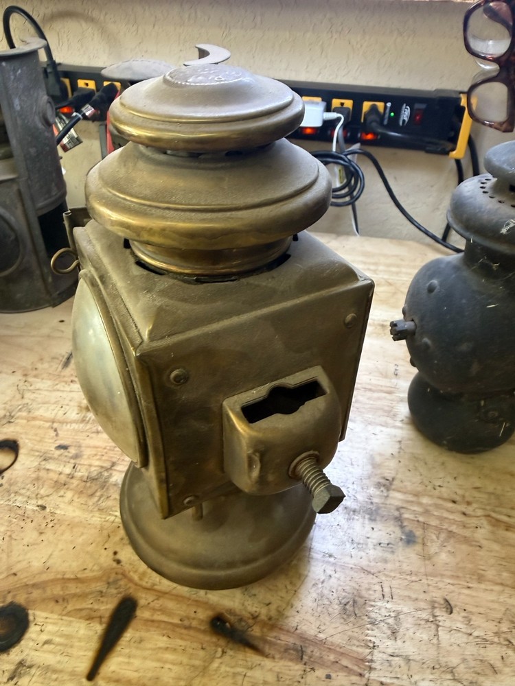 1908 patent E&J carriage lamp