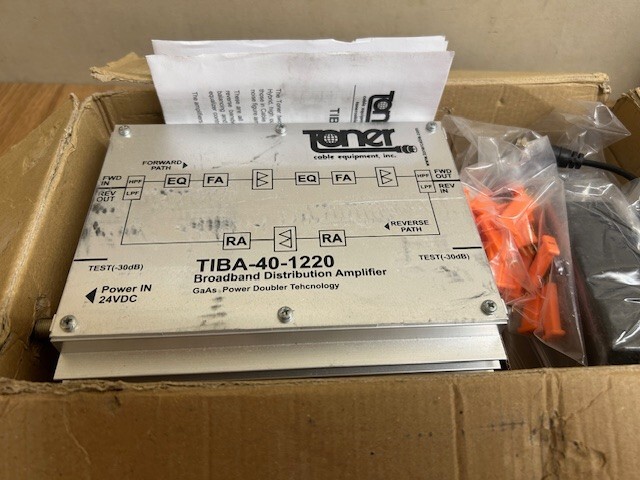 TONER TIBA-40-1220/42 Broadband Distribution Amplifier
