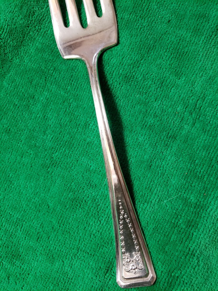 Roanoke silverplate serving piece. Cold meat fork.