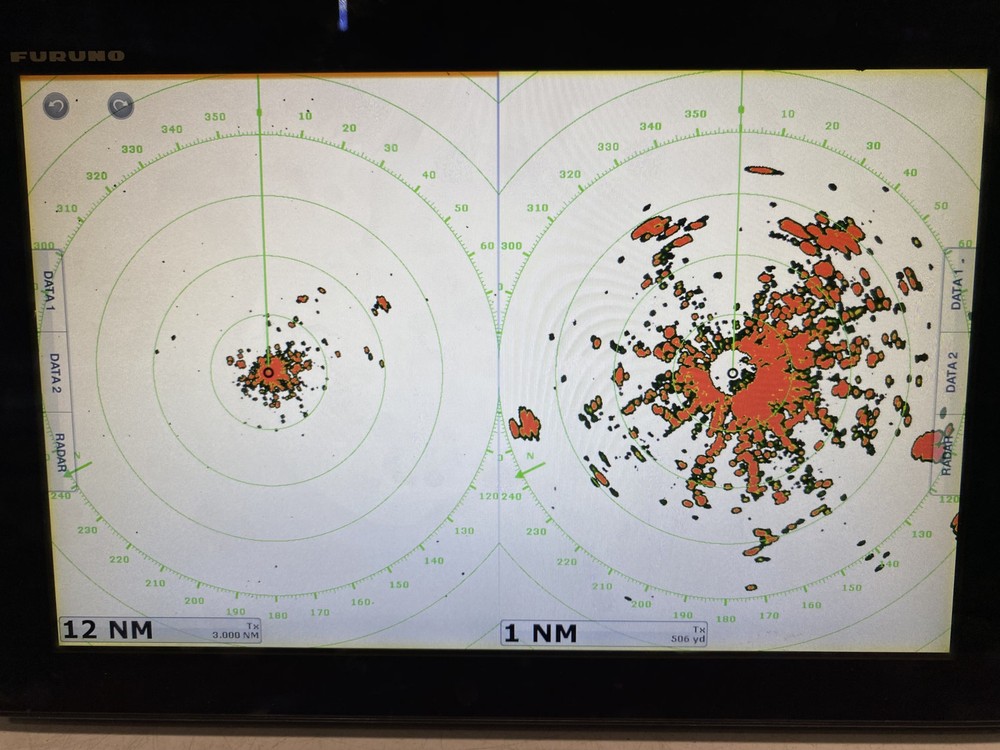 Furuno DRS4A UHD Digital Open Array 4KW Radar Add-On w/3.5′ Array TZ Touch Ready