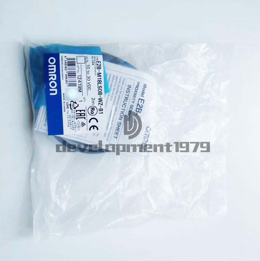 One New Omron E2B-M18LS08-WZ-B1 Proximity Sensor