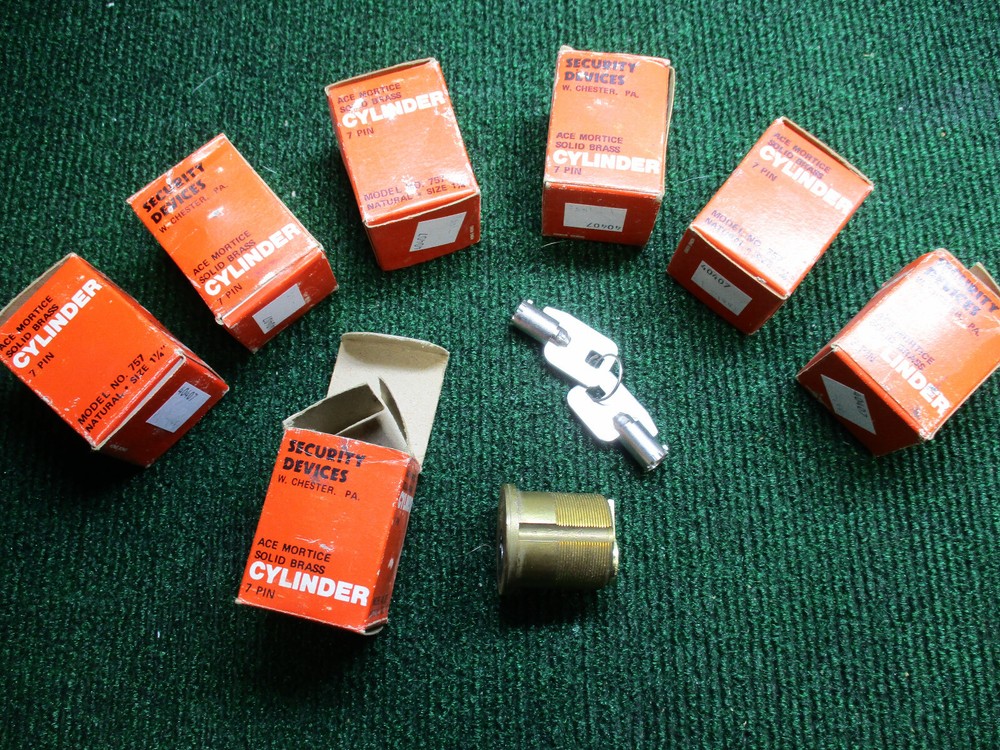 ONE ACE MORTICE SOLID BRASS CYLINDER - MODEL 757 - (40407)