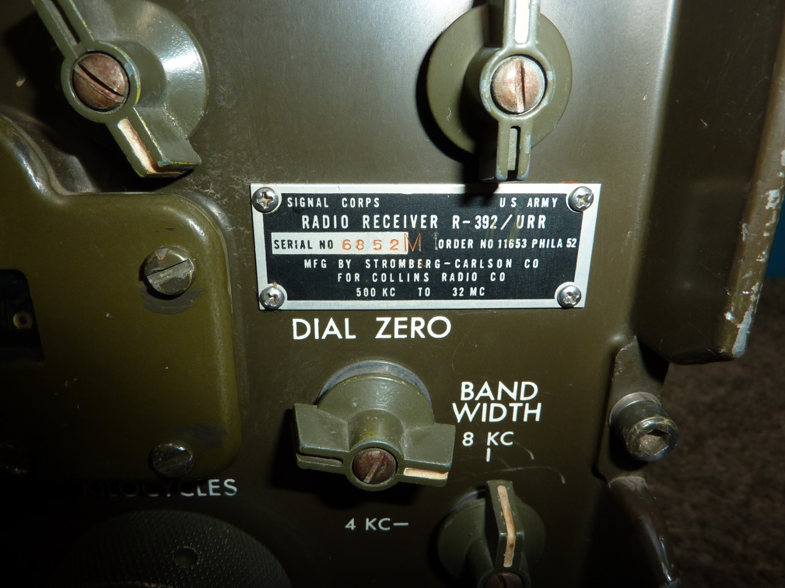 US Army Signal Corps R-392/URR Radio Receiver Stromberg Carlson