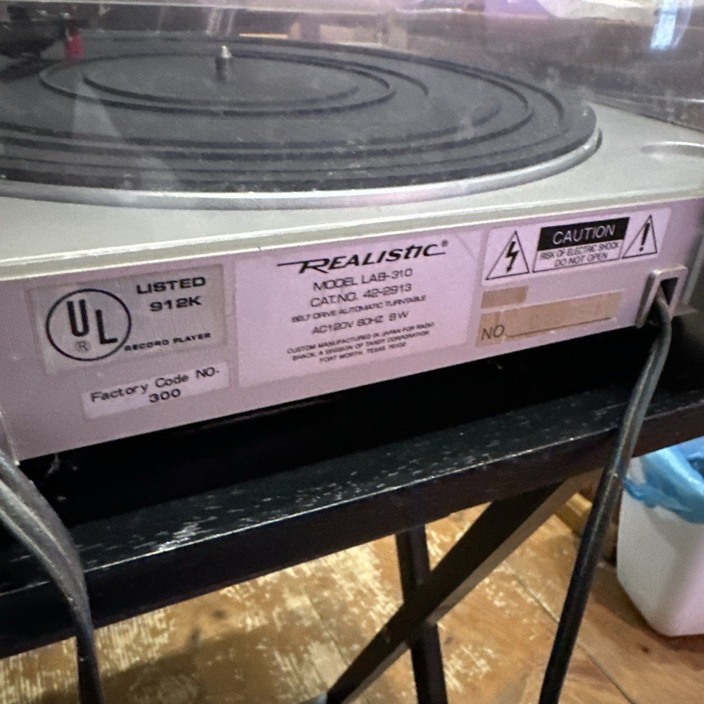 Realistic LAB-310 Belt Drive Automatic Turntable Needs A Needle, Works
